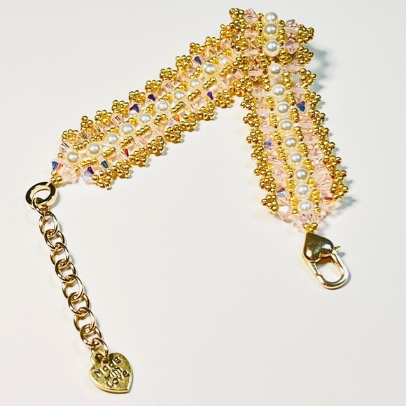 Pearl and crystal woven “pretty in pink” prom party cocktail bracelet adjustabl - Picture 3 of 7